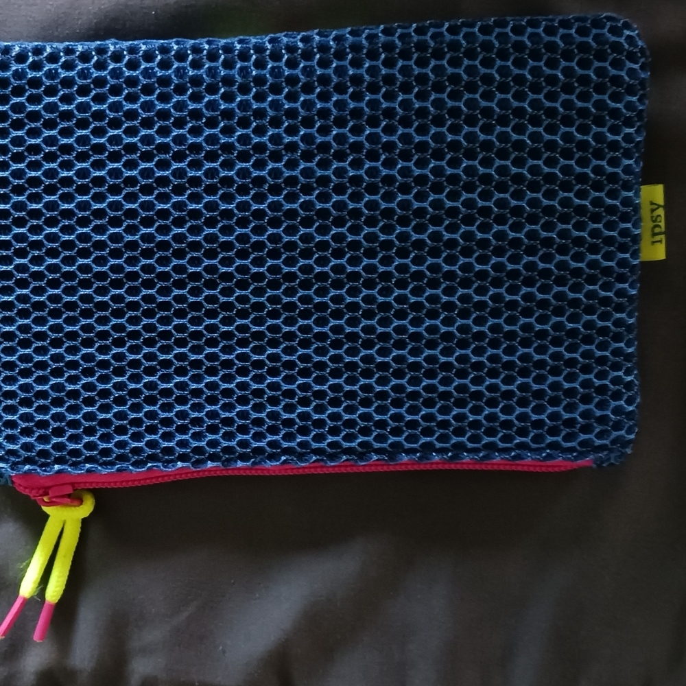IPSY - Picture 6 of 6